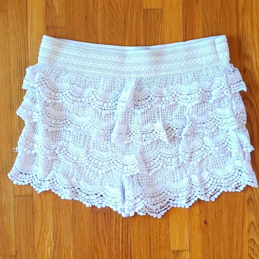White lace shorts